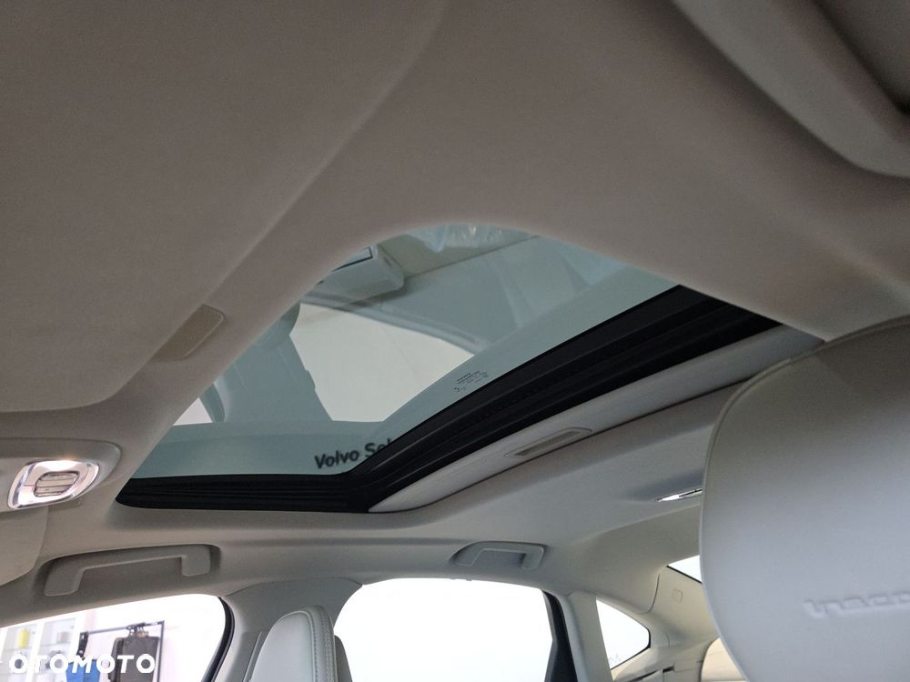 Volvo S90 - 24