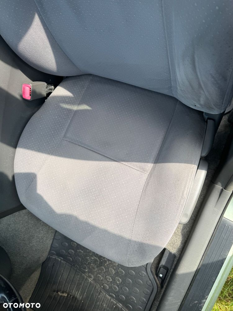 Toyota Prius 1.5 VVT-i Prestige - 25