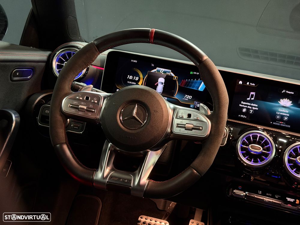 Mercedes-Benz CLA 35 AMG 4Matic Speedshift 7G-DCT - 17