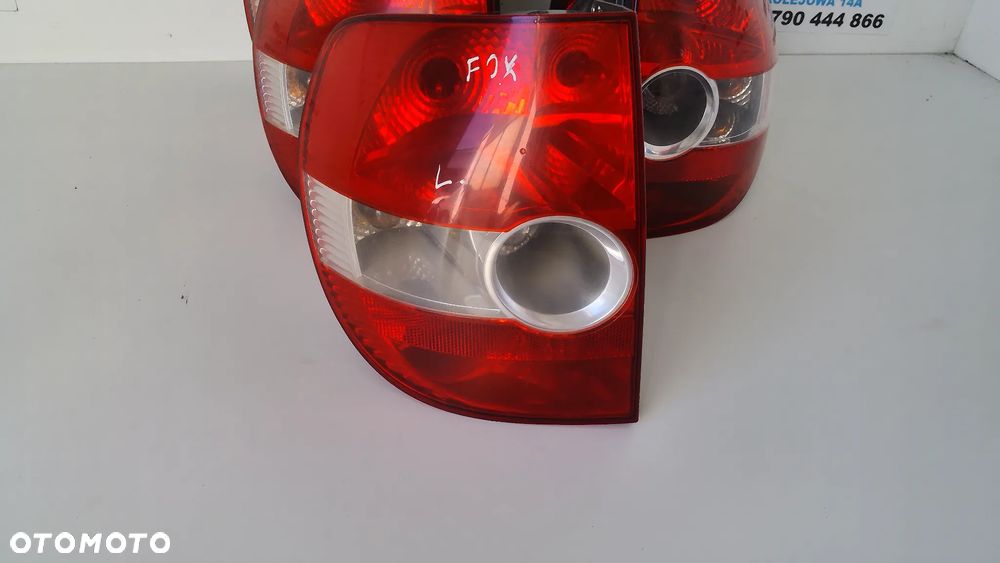 VW Fox Lampa Tył Prawa Lewa strona - 2