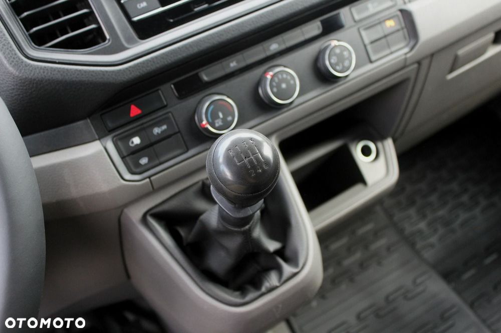 Volkswagen Crafter - 19