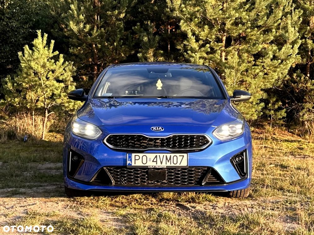 Kia ProCeed - 2