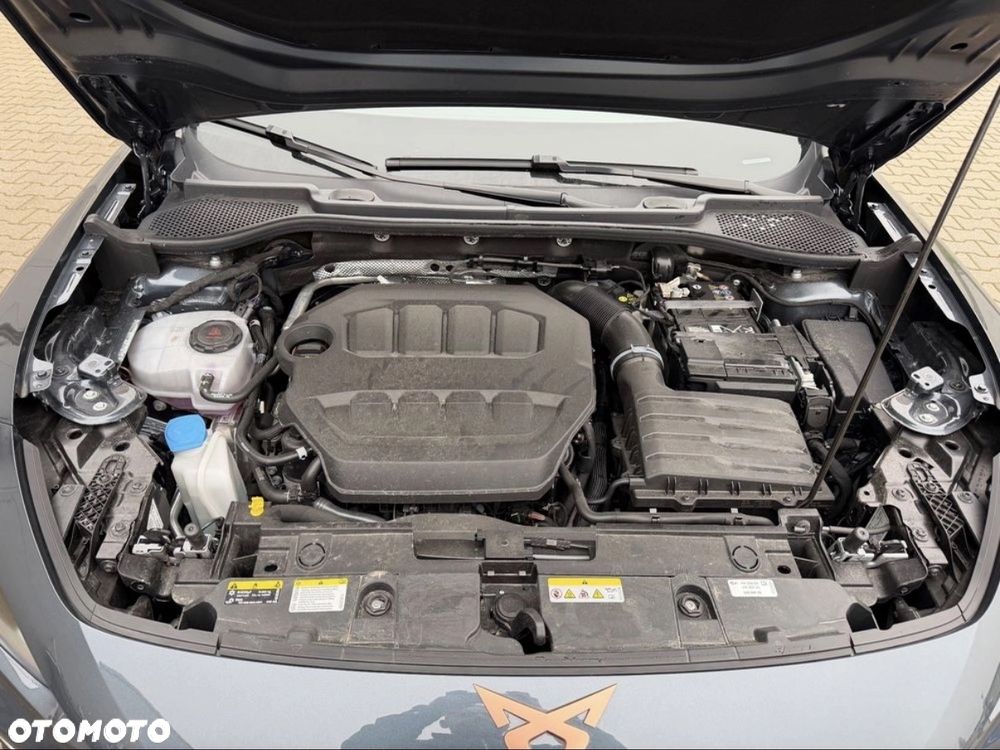 Cupra Formentor 2.0 TSI 4Drive DSG VZ Tribe Edition - 31