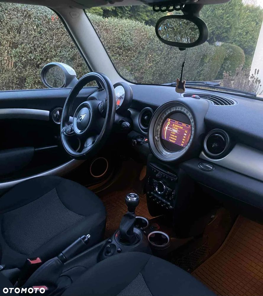 MINI ONE Standard - 8