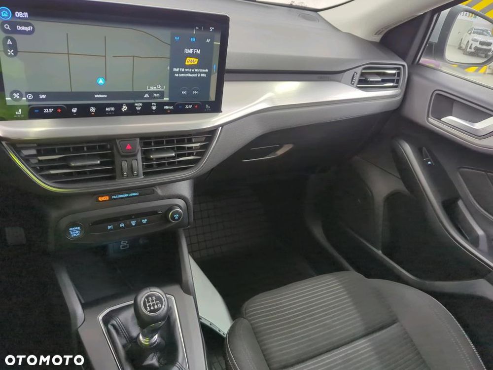 Ford Focus 1.0 EcoBoost Titanium Style - 9