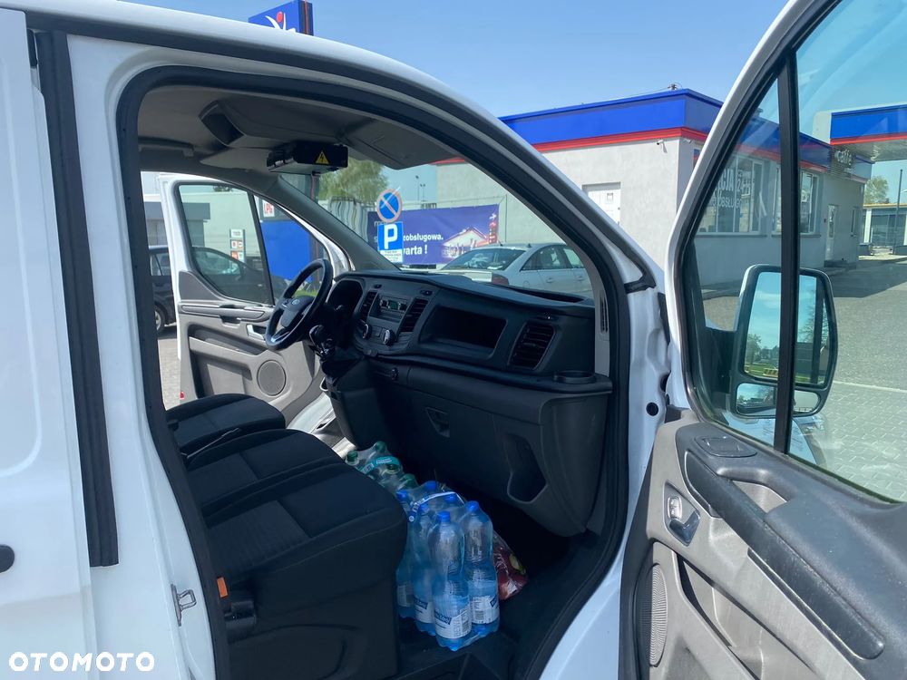 Ford Transit Custom - 24