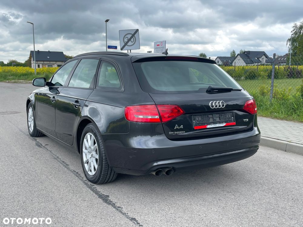 Audi A4 Avant - 38