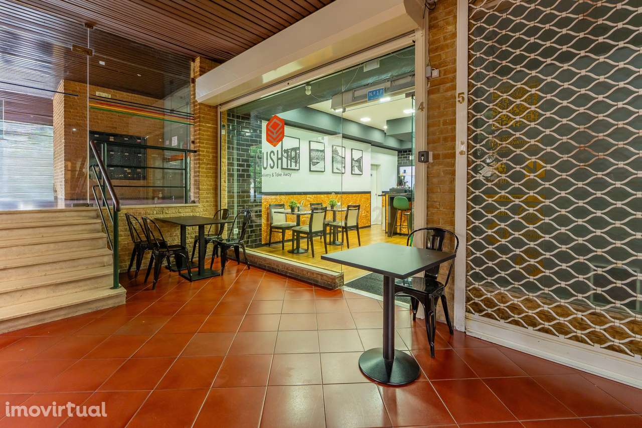 Loja na Zona Centro de Alverca - Grande imagem: 3/17