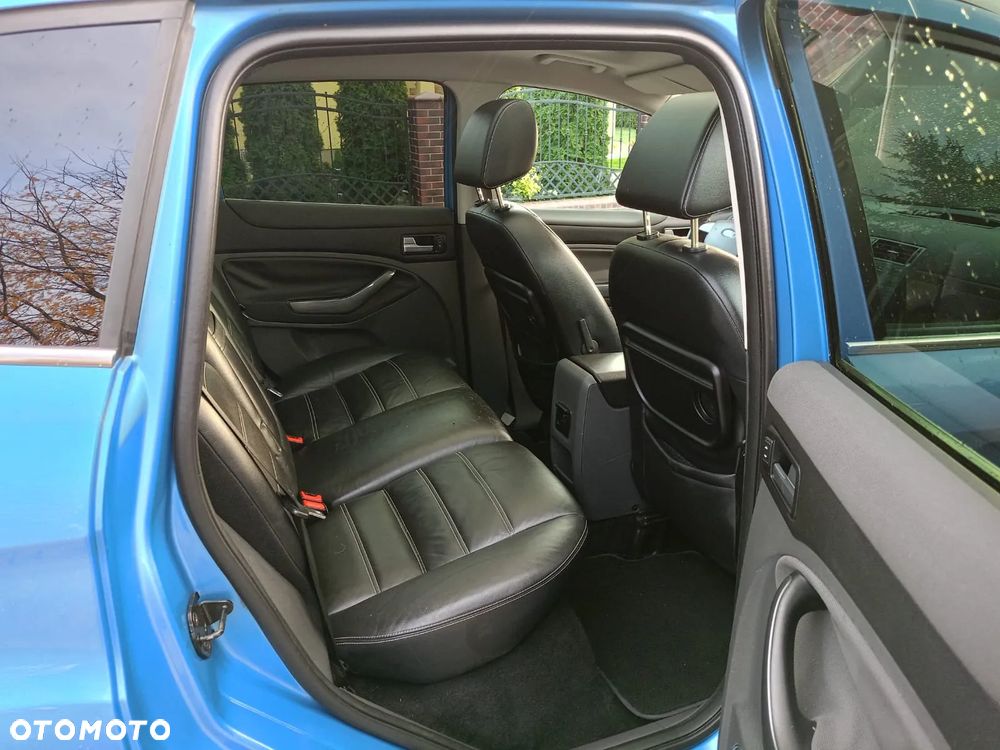 Ford Kuga 2.0 TDCi Titanium - 14