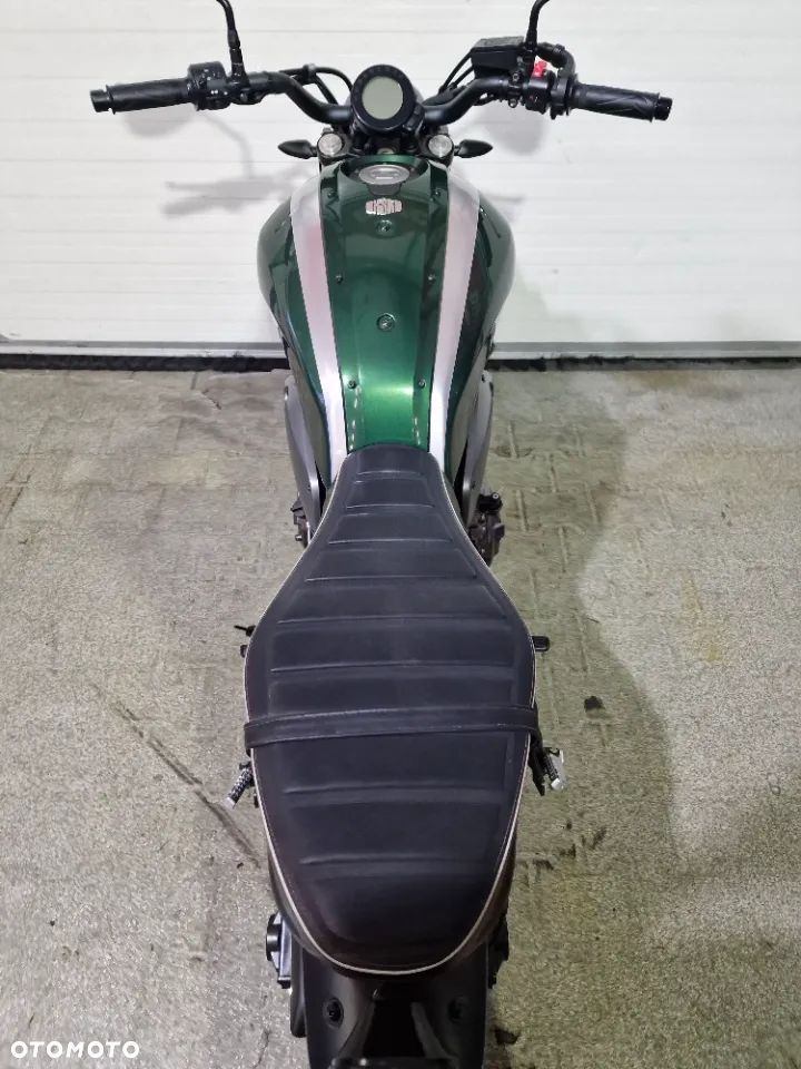 Yamaha XSR - 31