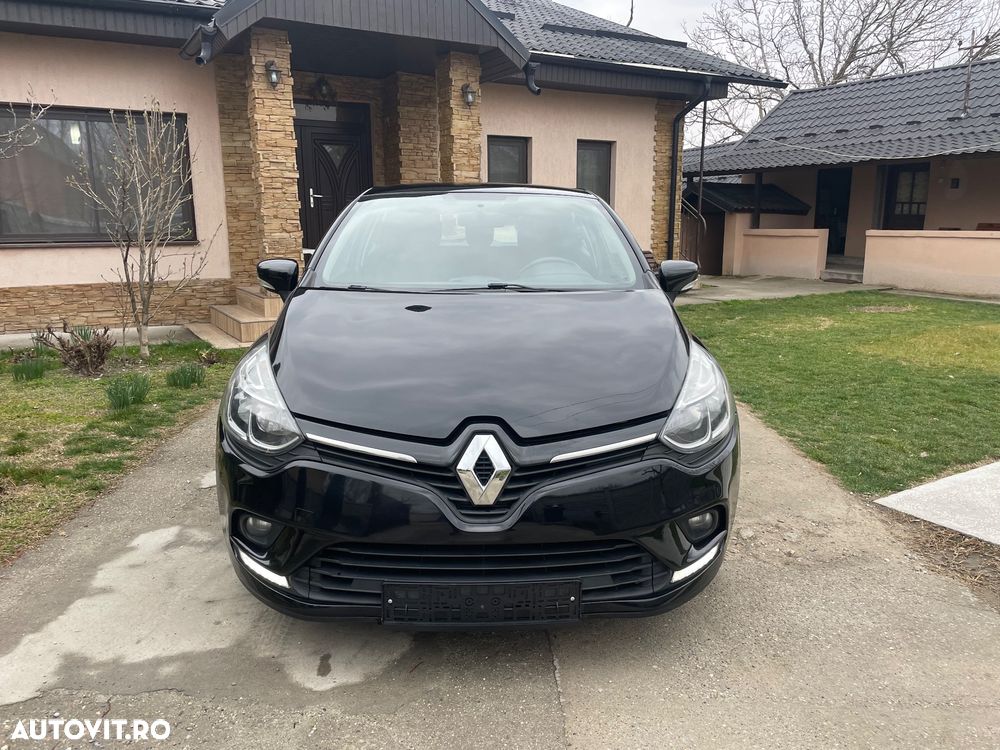 Renault Clio - 9