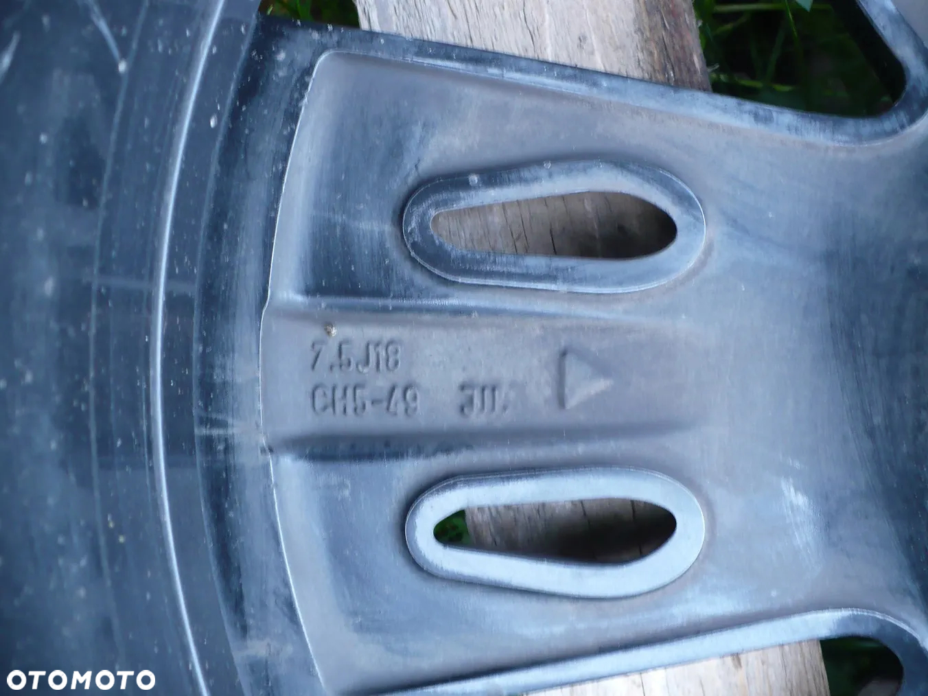 PEUGEOT 9811635077 FELGA 7.5J18CH5-49ORYGI. - 7