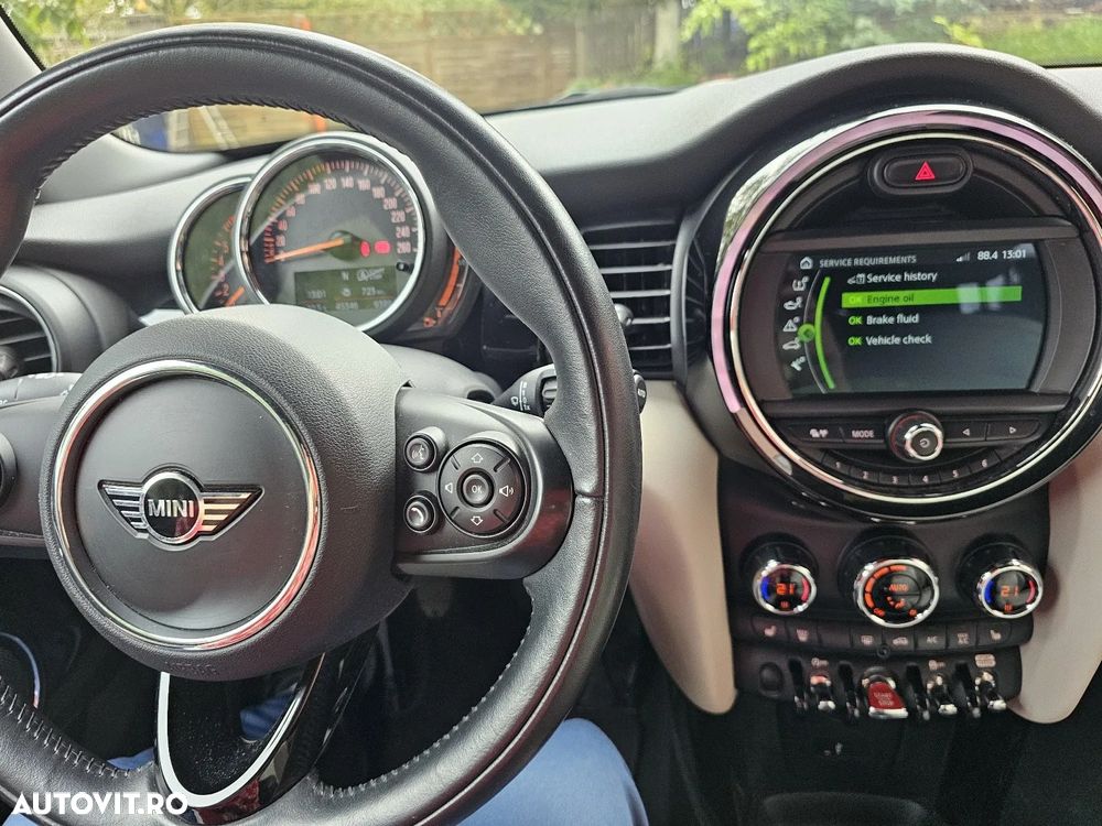 Mini Cooper Standard - 3