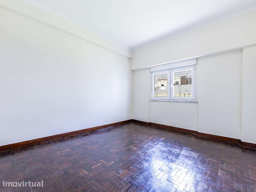Apartamento T2 Remodelado na Póvoa de Santo Adrião - Grande imagem: 2/20