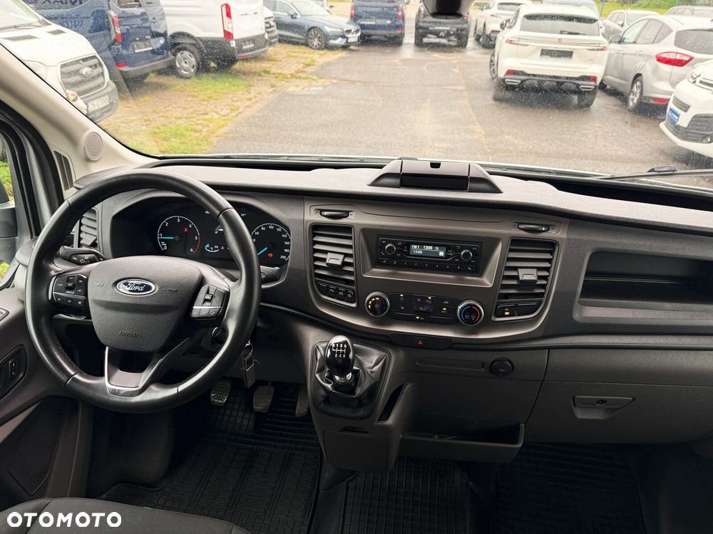 Ford transit TREND 350 L4 RWD - 17