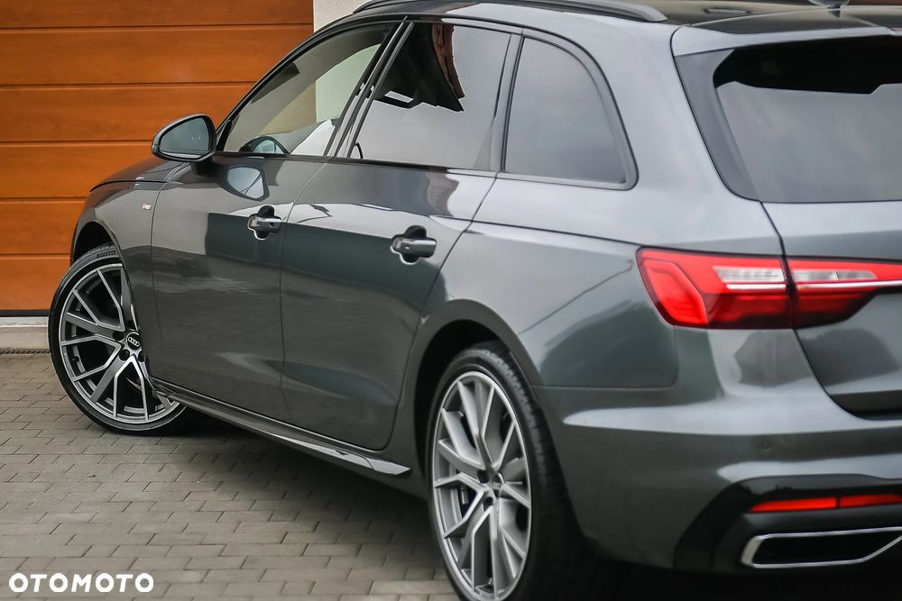 Audi A4 Avant - 15