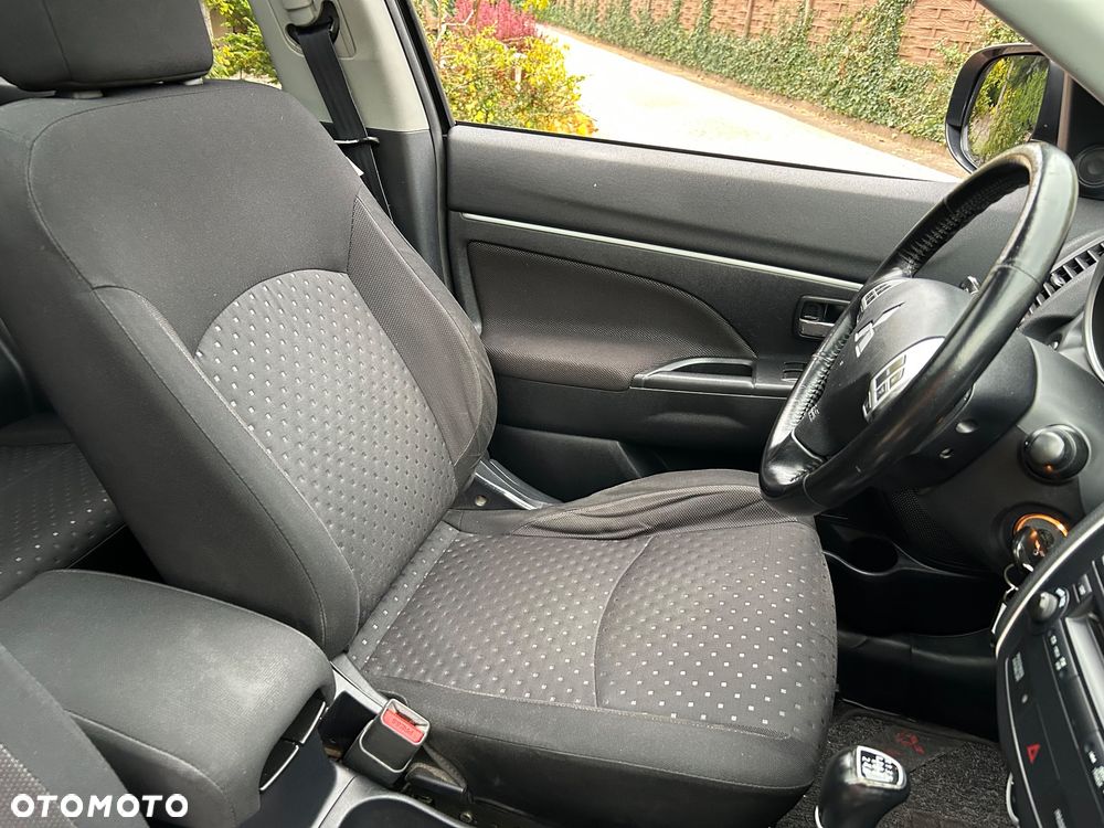 Mitsubishi ASX - 24