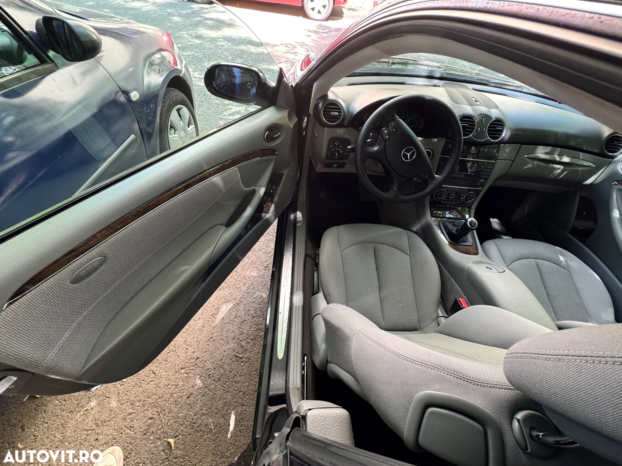 Mercedes-Benz CLK Coupe 200 Kompressor Elegance - 9