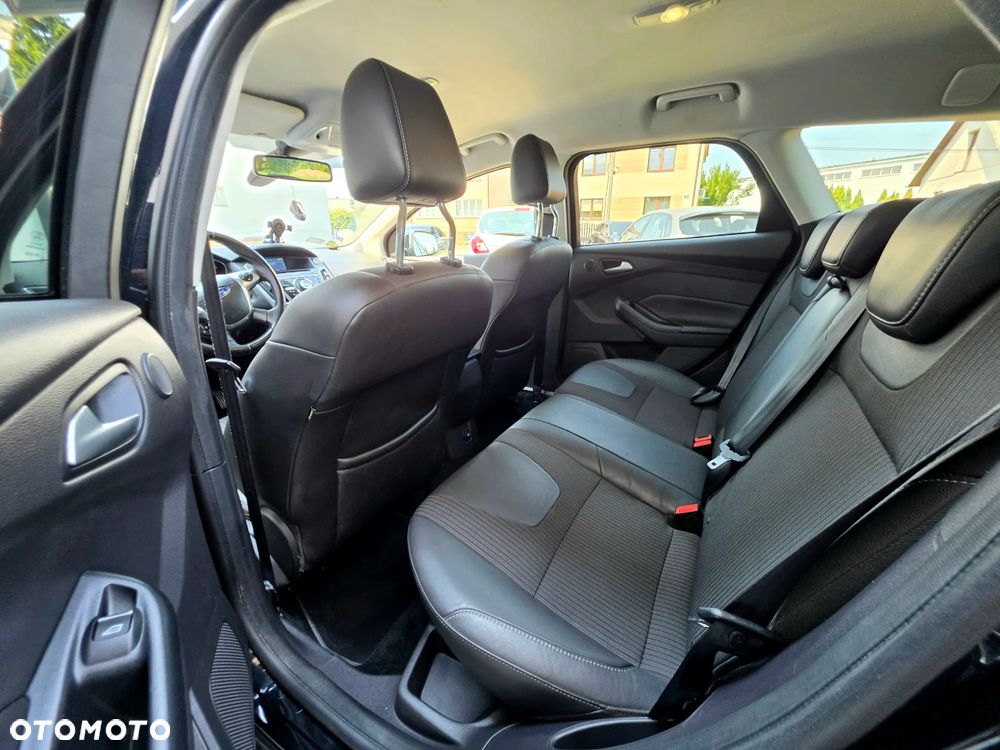 Ford Focus 1.6 EcoBoost Titanium - 13