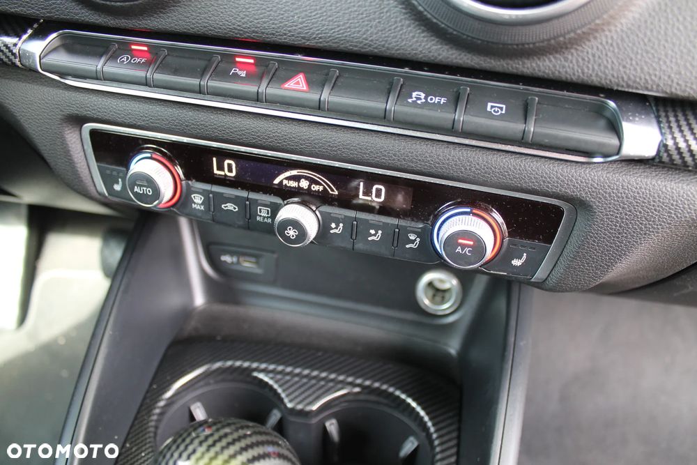 Audi A3 Limousine 30 TFSI S tronic - 24