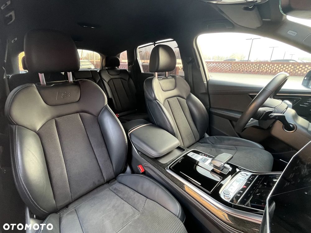 Audi Q7 - 24