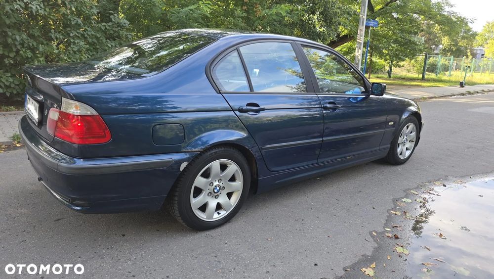 BMW Seria 3 - 33