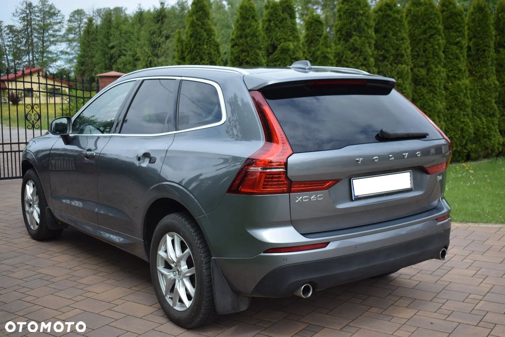Volvo XC 60 B4 D Momentum Pro - 4