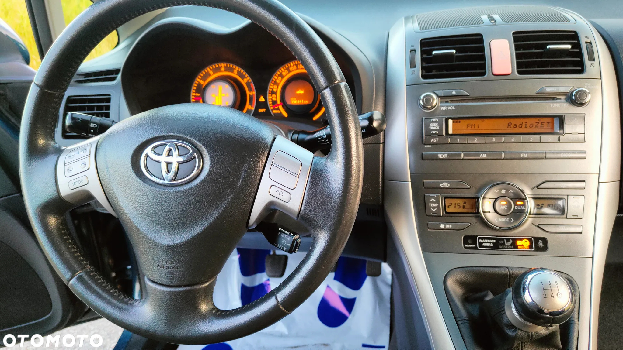 Toyota Auris 1.6 VVT-i Premium - 23