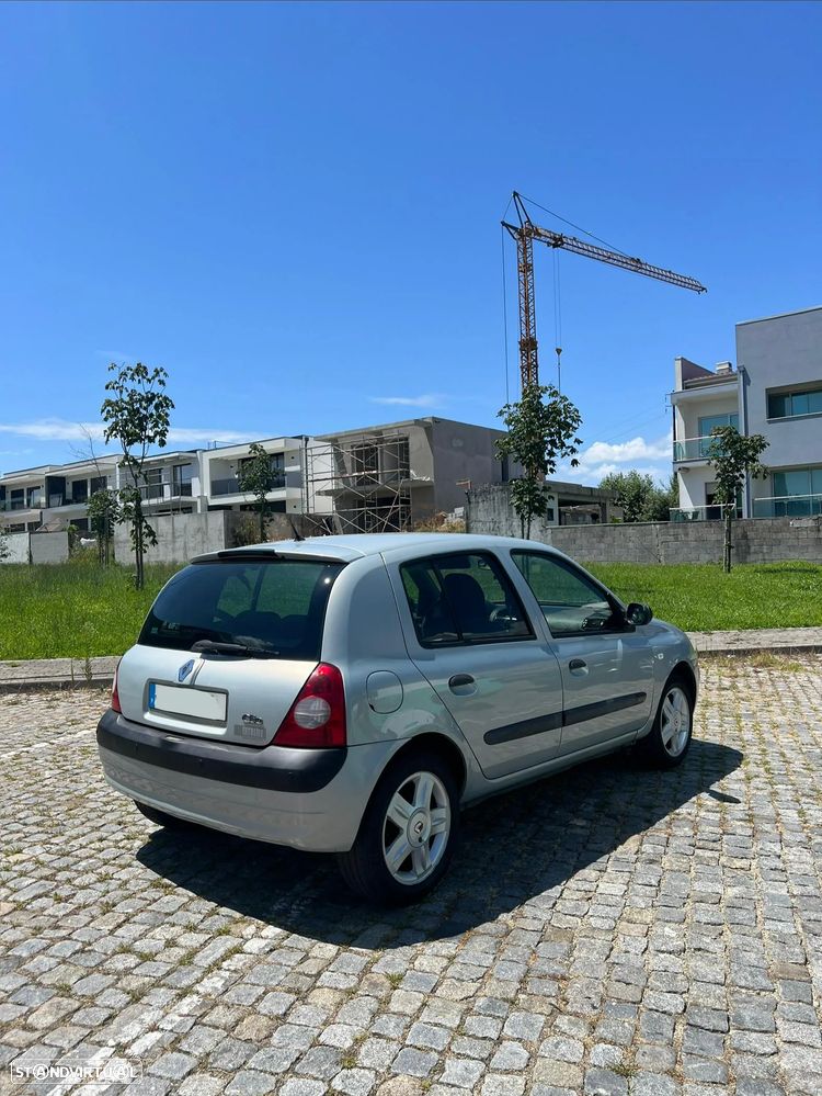 Renault Clio 1.2 16V Extreme - 2