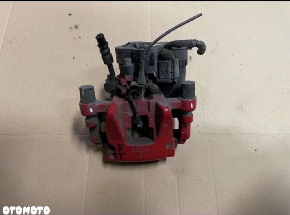 GX7M-2K327 zacisk hamulcowy prawy tył jaguar f-pace x761