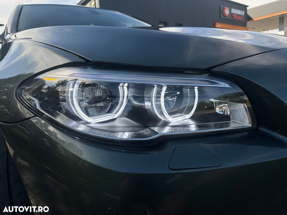 BMW Seria 5 525d xDrive - 4