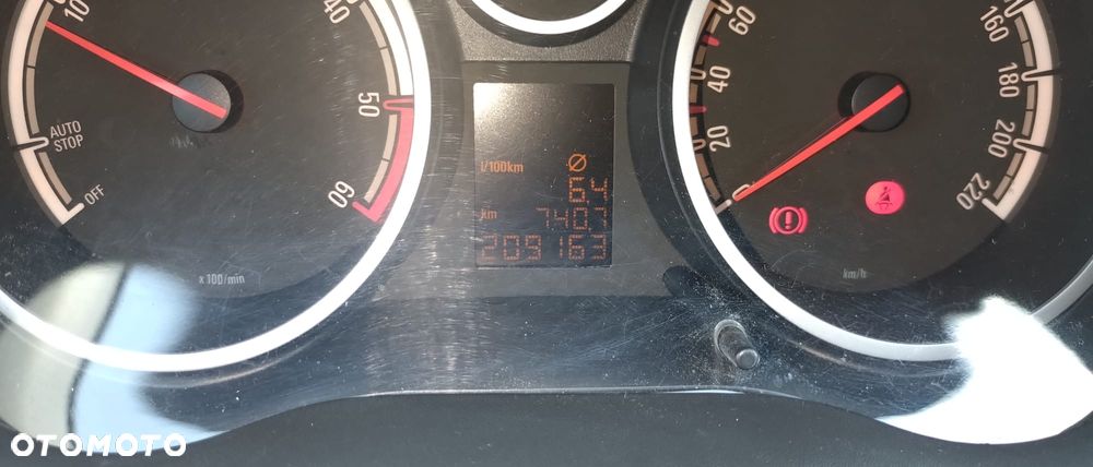 Opel Corsa - 8
