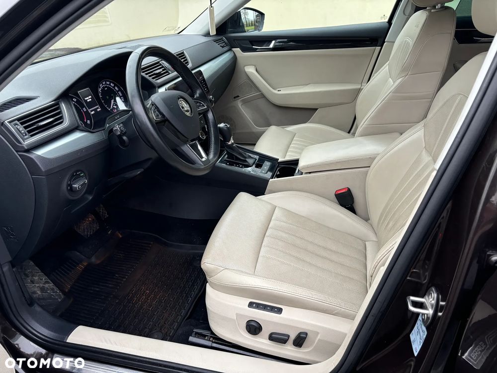 Skoda Superb 2.0 TDI L&K DSG7 - 23