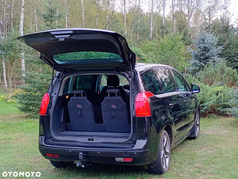 Peugeot 5008 - 25