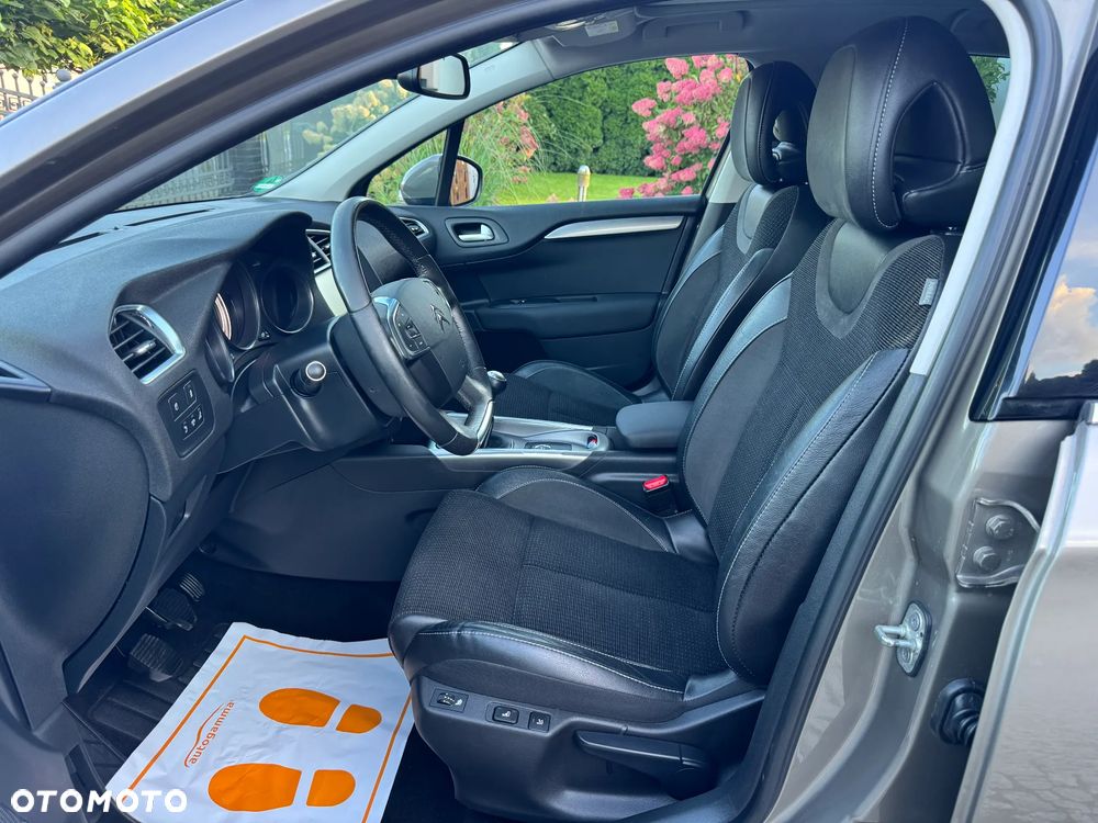Citroën C4 HDi 150 Exclusive - 30