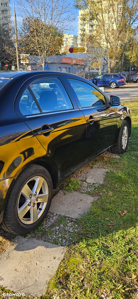 Mitsubishi Lancer 1.8 Invite - 10