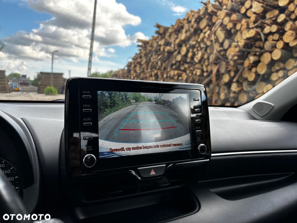 Toyota Yaris - 17