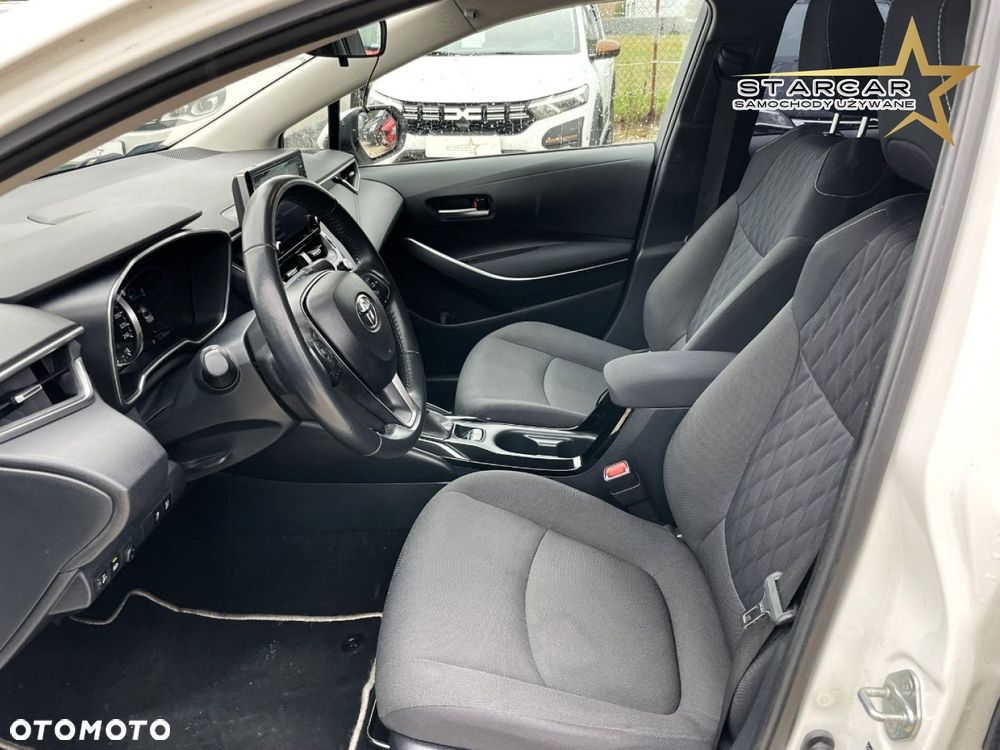 Toyota Corolla - 8