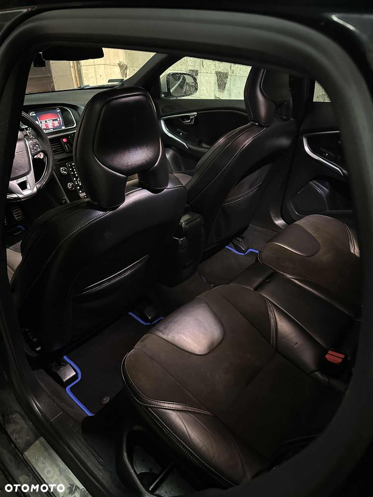 Volvo V40 D4 Drive-E R-Design Momentum - 8