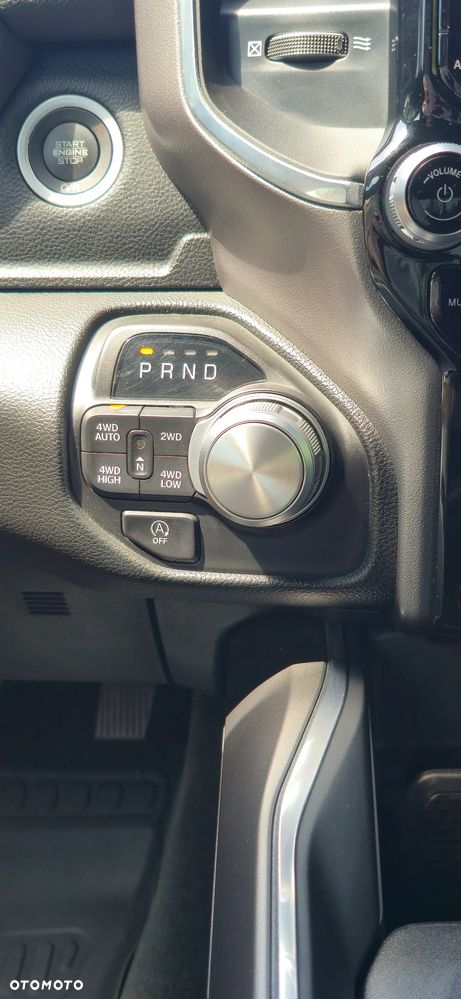 Dodge RAM - 30
