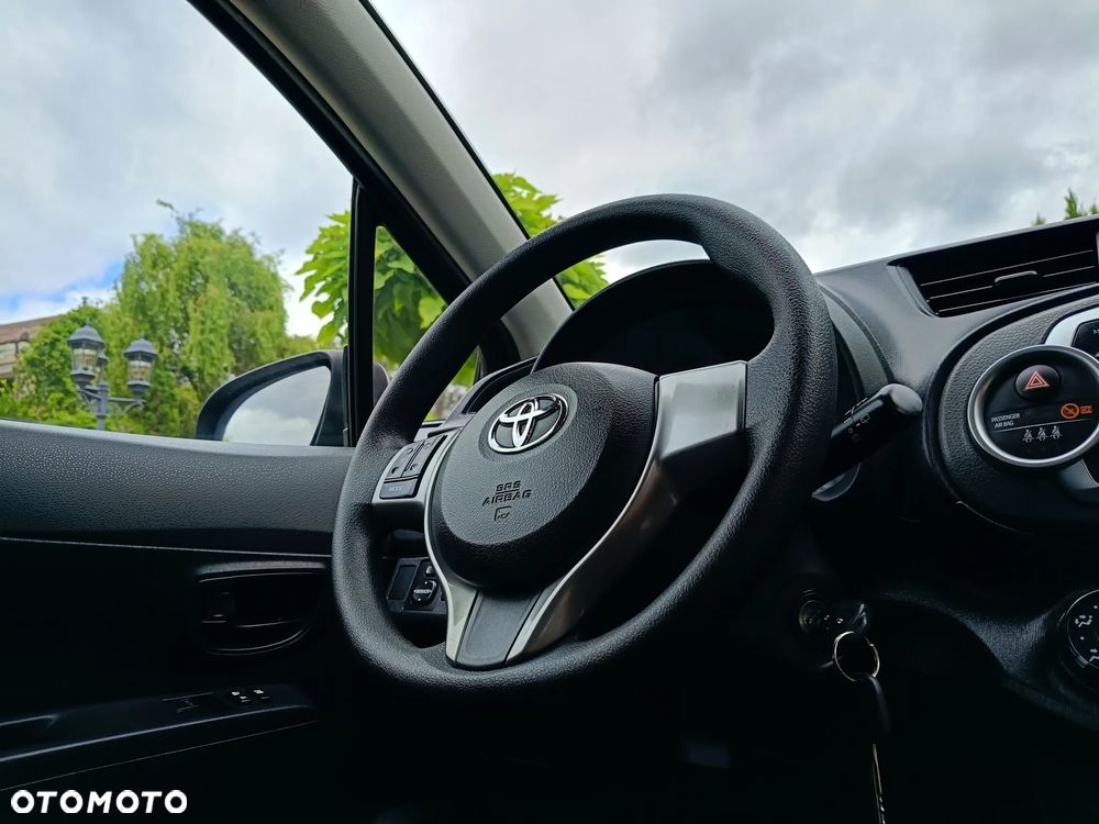 Toyota Yaris - 29