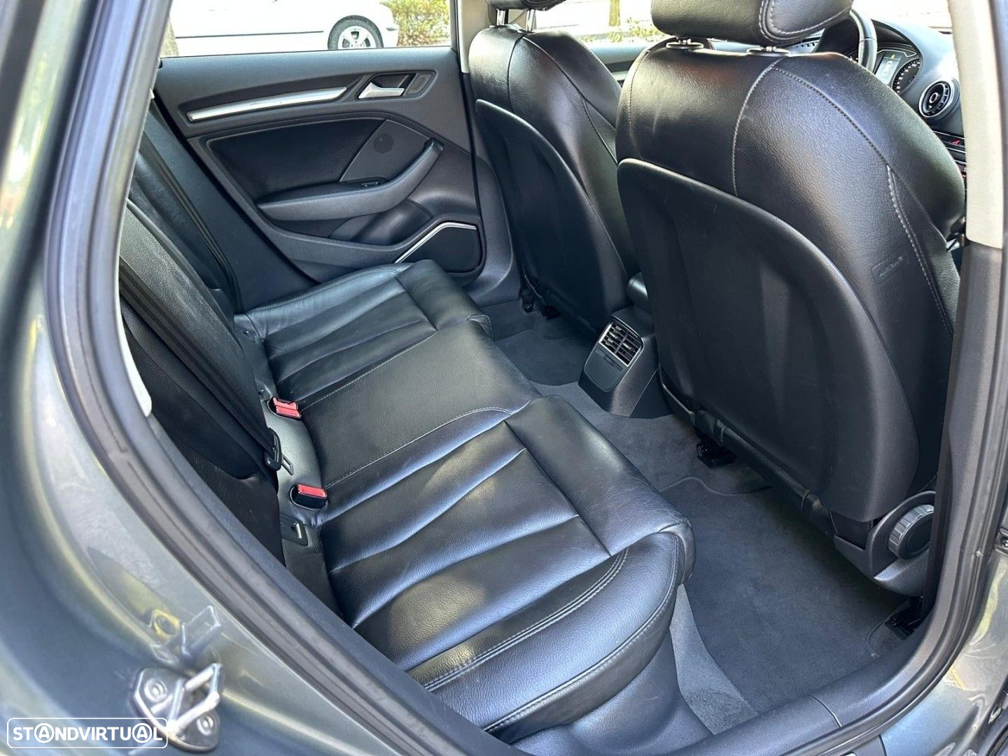 Audi A3 Sportback 1.6 TDI Sport S tronic - 14