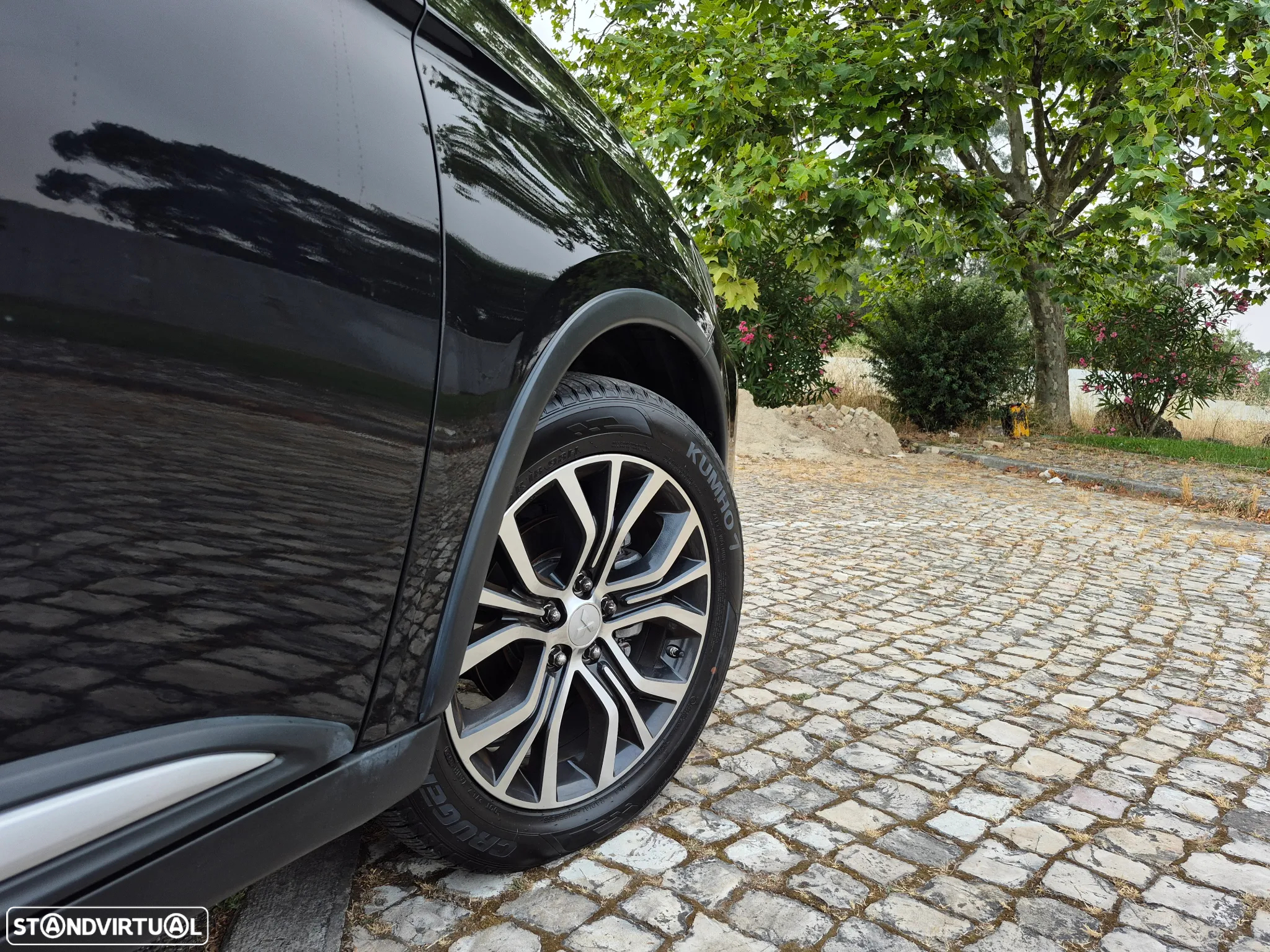 Mitsubishi Outlander 2.2 DI-D Instyle Navi - 7