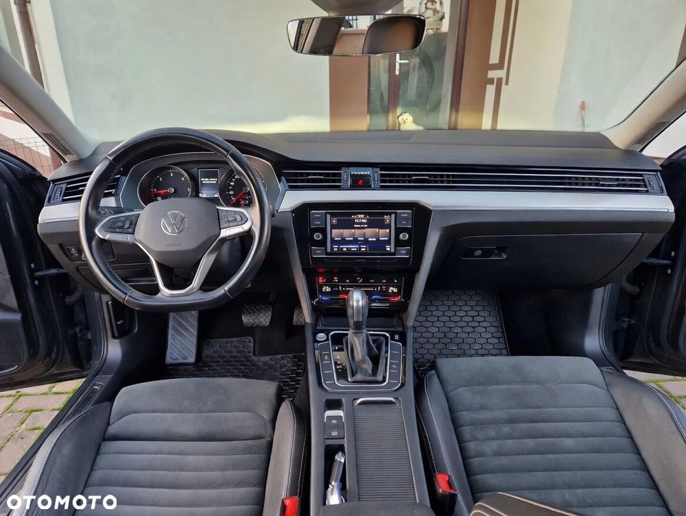 Volkswagen Passat 2.0 TDI SCR DSG Highline - 21