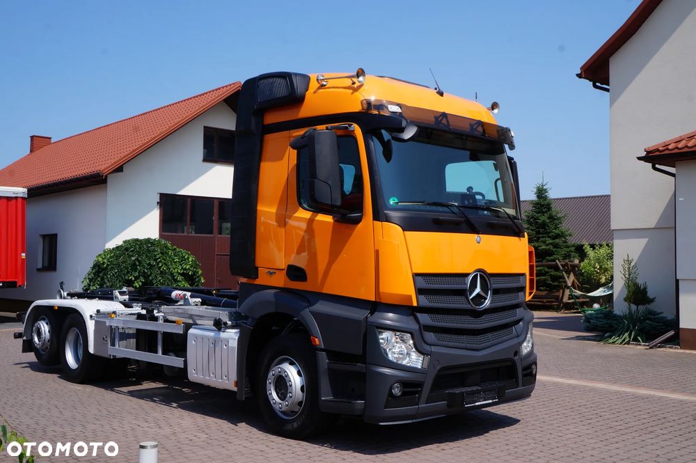 Mercedes-Benz ACTROS 2548 6X2 HAKOWIEC HYVA 20-60 S OŚ SKRĘTNA I PODNOSZONA - 2