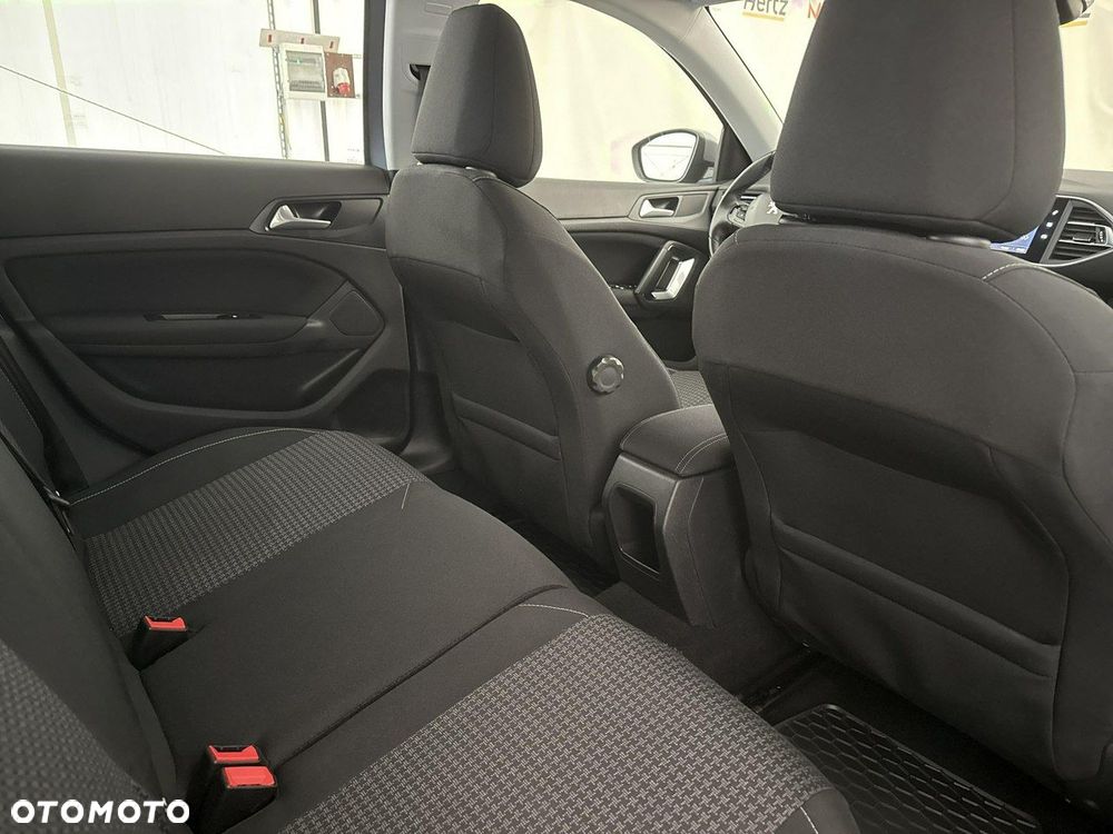 Peugeot 308 - 24