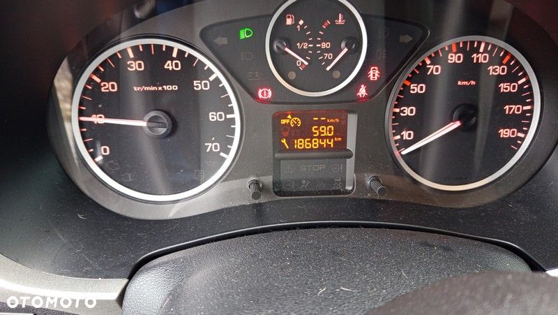 Peugeot Partner - 10