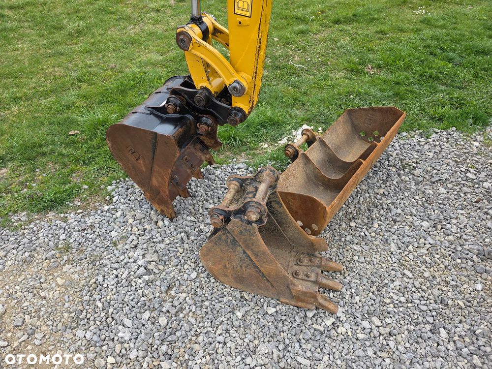 Caterpillar CAT 302.7 D CR mini koparka szybkozłącze 3 łyżki piękna serwisowana 1 wł JCB sprowadzona - 20