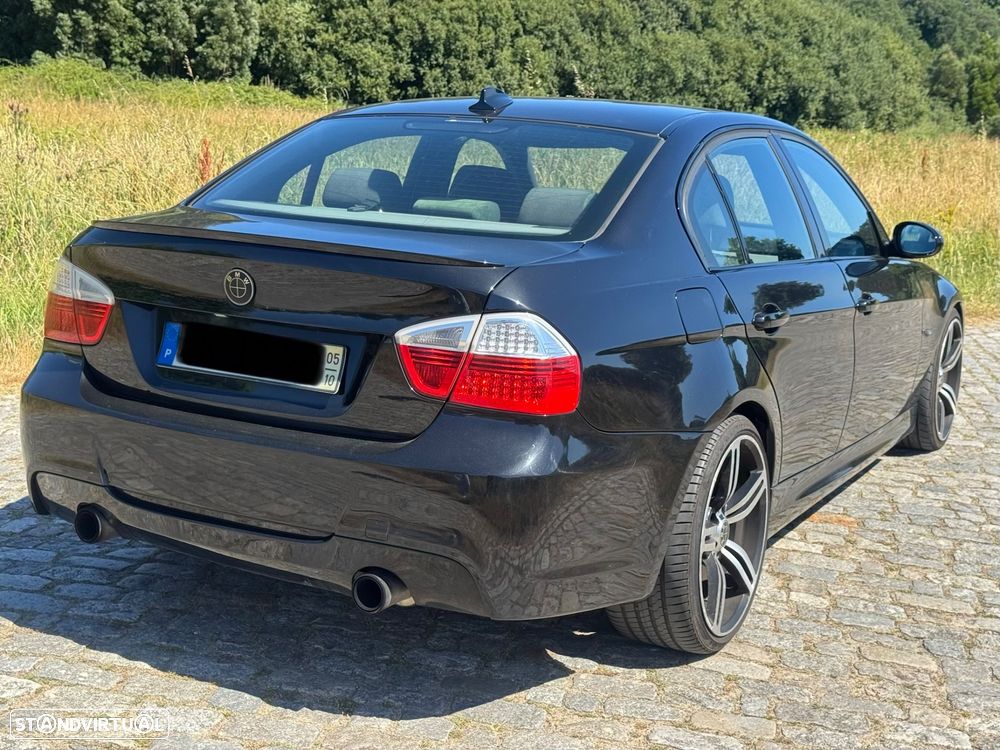 BMW 320 - 13