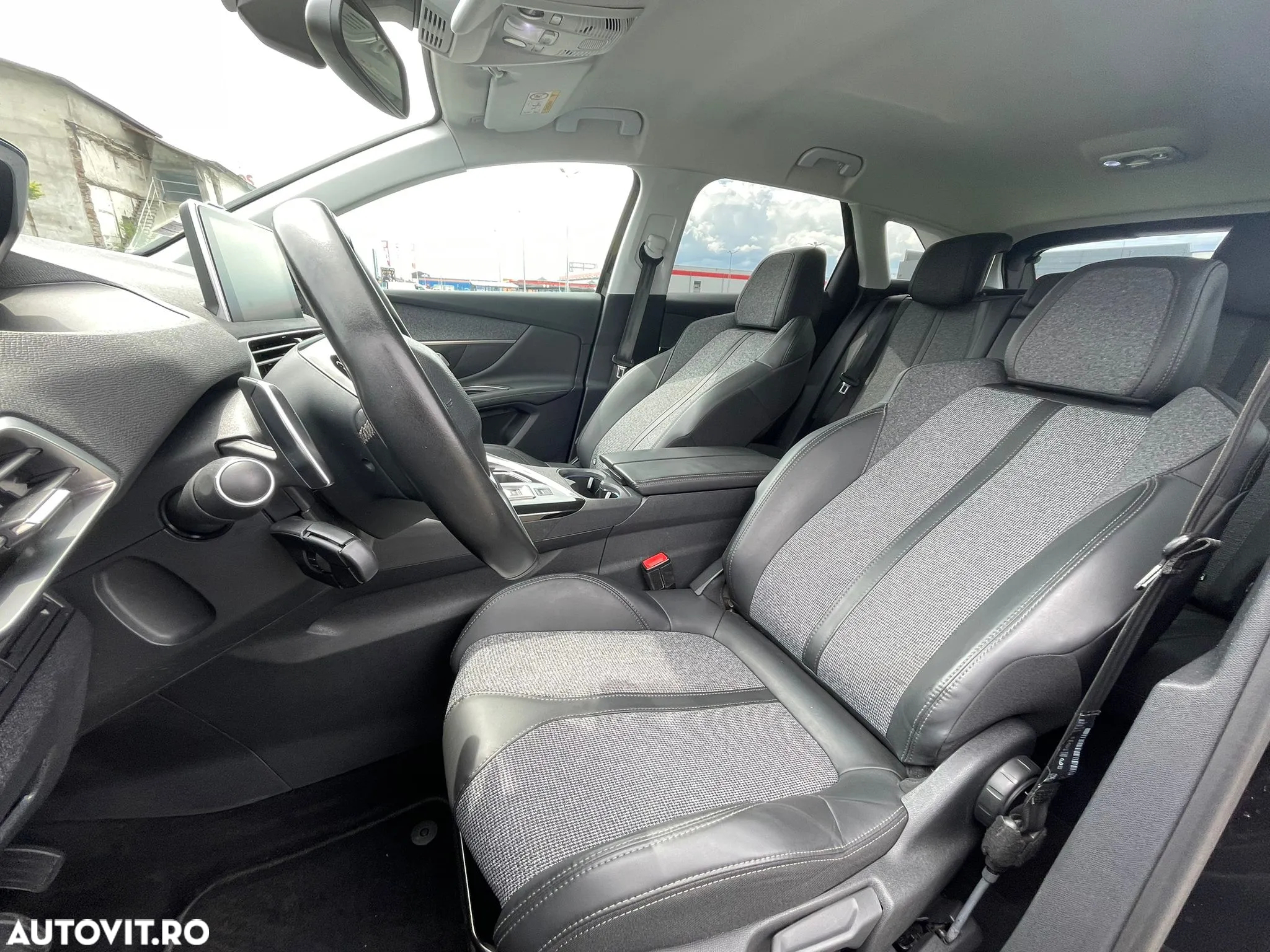 Peugeot 3008 1.6 BlueHDI FAP EAT6 STT Allure - 29